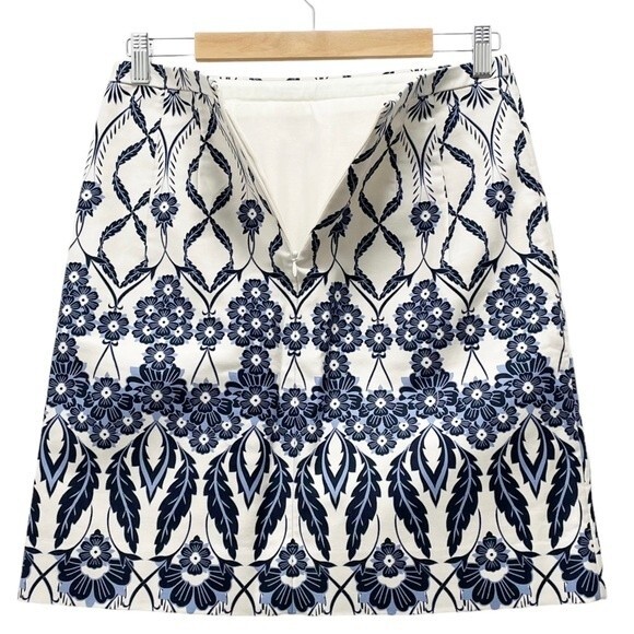 NWT J. Crew Trellis Skirt Blue & White Floral Scroll Mini A-Line Skirt Size 4 - Picture 5 of 16